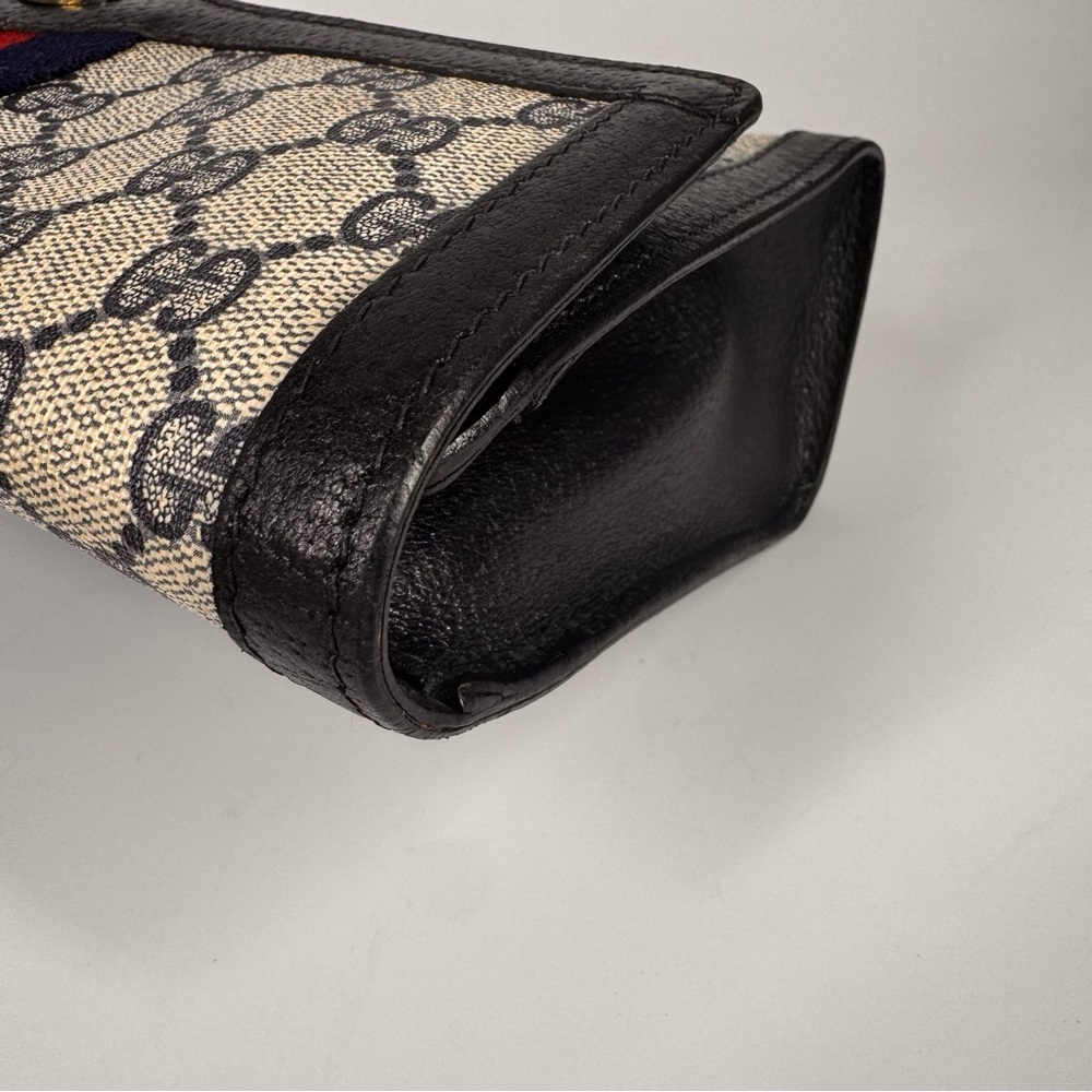 GUCCI GG Monogram Supreme Vintage Clutch – Navy Blue - Picture 15 of 15